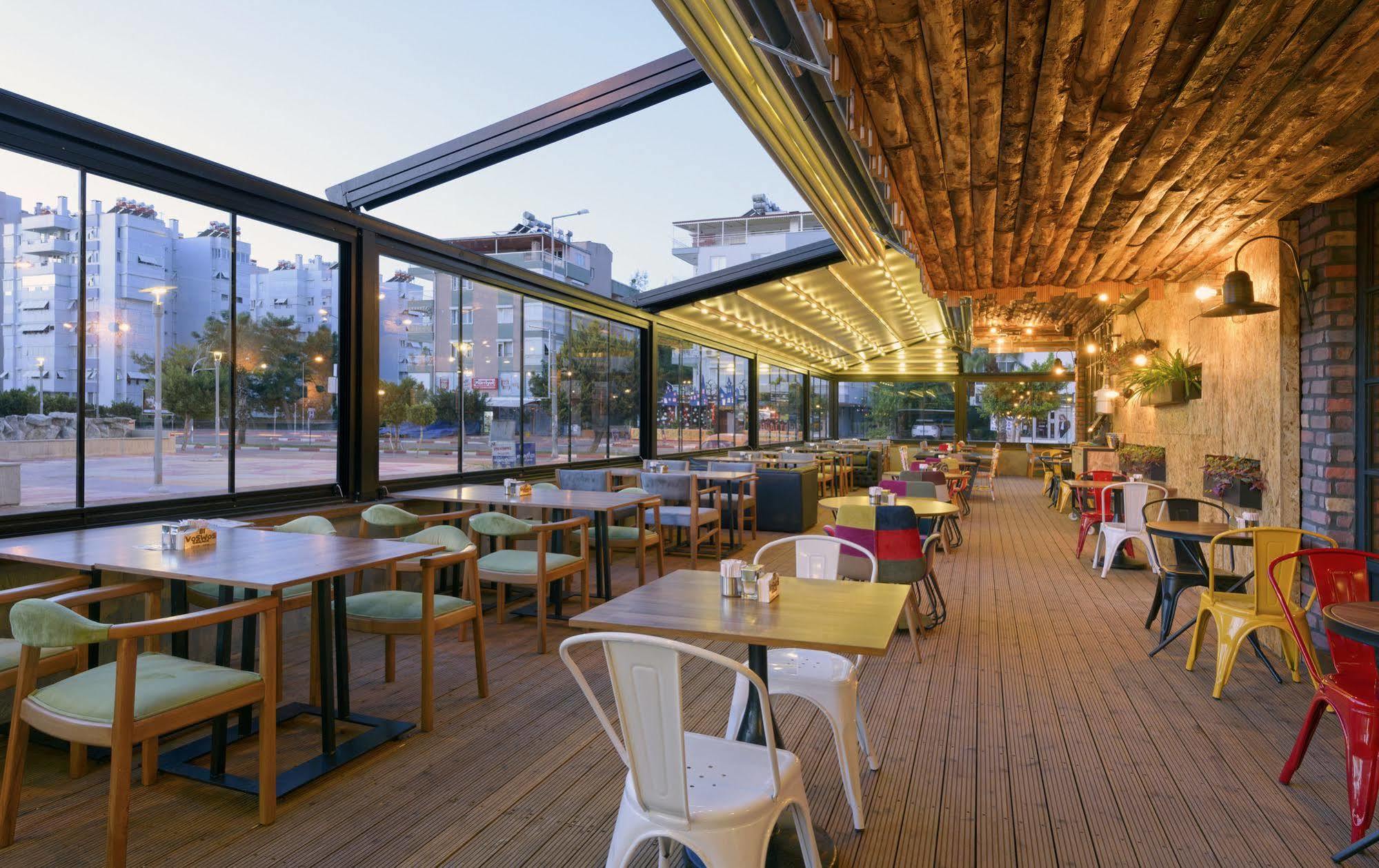 Voswos Garage Coffee Hotel Antalya Extérieur photo