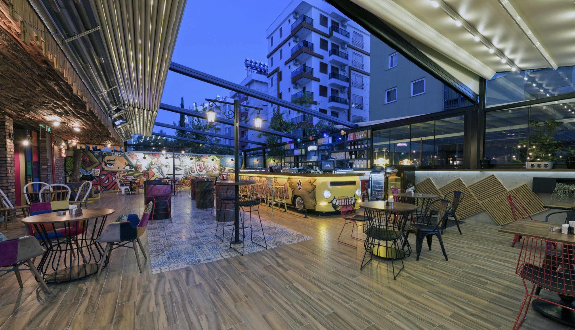 Voswos Garage Coffee Hotel Antalya Extérieur photo