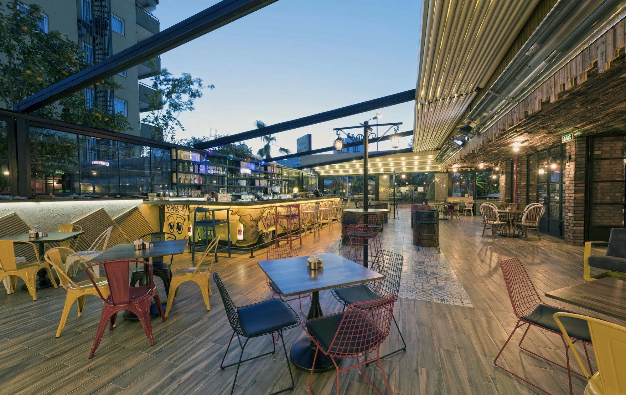 Voswos Garage Coffee Hotel Antalya Extérieur photo
